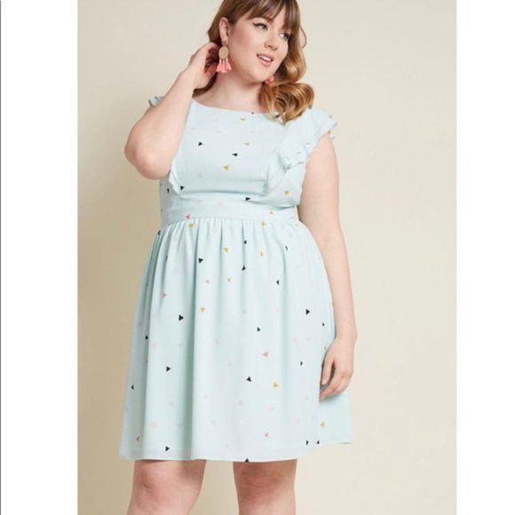 Modcloth Dresses & Skirts - ModCloth Flowy Ruffle Mint Triangle Dress